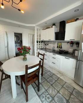 4-к квартира, вторичка, 86м2, 5/18 этаж