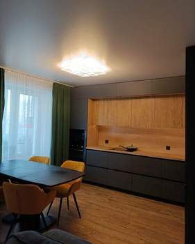 3-к квартира, вторичка, 82м2, 2/6 этаж