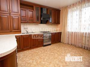 3-к квартира, вторичка, 66м2, 6/6 этаж