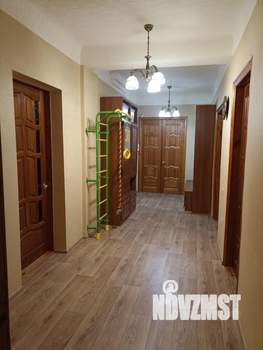 4-к квартира, вторичка, 111м2, 2/4 этаж