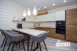 2-к квартира, вторичка, 56м2, 23/24 этаж