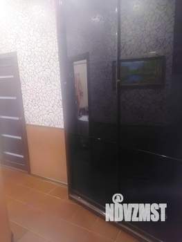 2-к квартира, вторичка, 52м2, 1/4 этаж