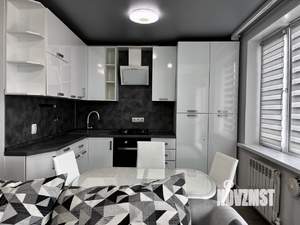 2-к квартира, вторичка, 44м2, -1/4 этаж