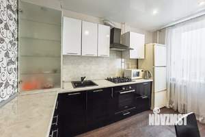 4-к квартира, вторичка, 70м2, 6/9 этаж