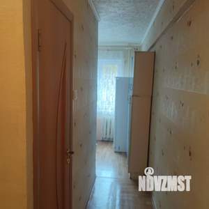 3-к квартира, вторичка, 58м2, 2/5 этаж