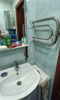 3-к квартира, вторичка, 52м2, 1/9 этаж