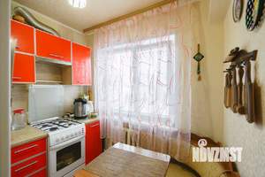 4-к квартира, вторичка, 58м2, 5/5 этаж
