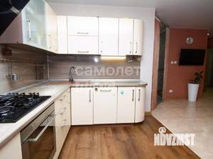 3-к квартира, вторичка, 65м2, 6/9 этаж