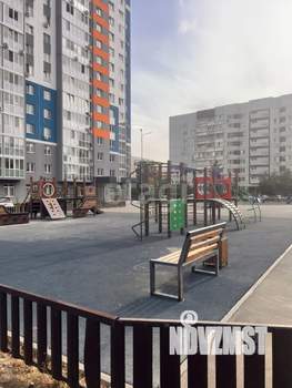 2-к квартира, вторичка, 63м2, 1/4 этаж