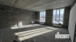 3-к квартира, вторичка, 98м2, 2/3 этаж