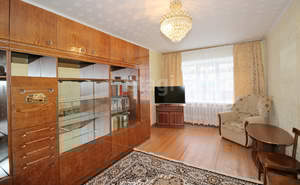 2-к квартира, вторичка, 42м2, 1/5 этаж