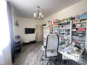 3-к квартира, вторичка, 81м2, 2/19 этаж