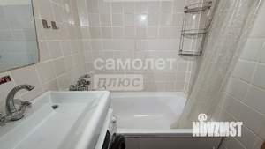 2-к квартира, вторичка, 42м2, 5/5 этаж