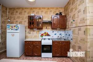 2-к квартира, вторичка, 58м2, 1/9 этаж