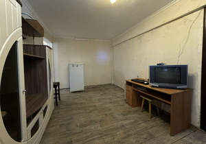 2-к квартира, вторичка, 45м2, 1/5 этаж