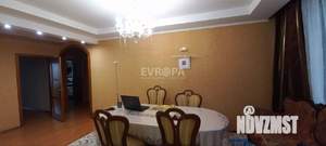 4-к квартира, вторичка, 140м2, 2/5 этаж