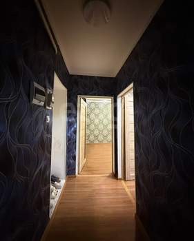 2-к квартира, вторичка, 40м2, 1/4 этаж