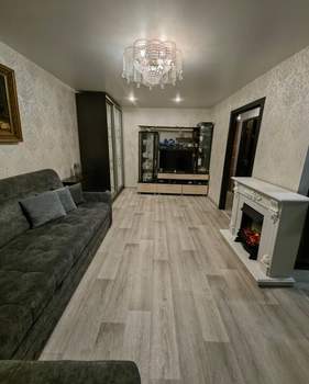 3-к квартира, вторичка, 60м2, 1/9 этаж