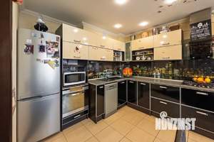 3-к квартира, вторичка, 79м2, 6/10 этаж