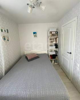 3-к квартира, вторичка, 41м2, 1/5 этаж