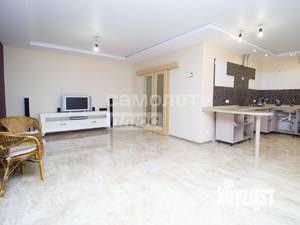 3-к квартира, вторичка, 95м2, 3/5 этаж