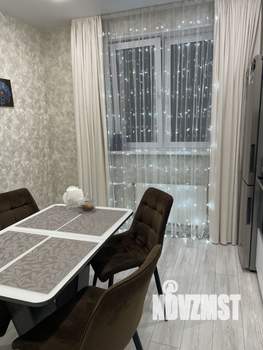 2-к квартира, вторичка, 66м2, 8/24 этаж