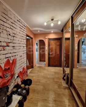 3-к квартира, вторичка, 62м2, 8/9 этаж