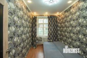 2-к квартира, вторичка, 40м2, 1/4 этаж