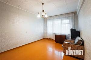 2-к квартира, вторичка, 42м2, 4/5 этаж