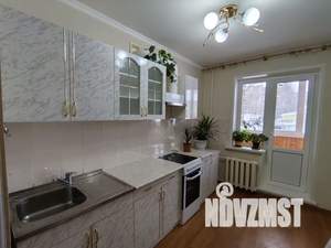 3-к квартира, вторичка, 65м2, 1/9 этаж