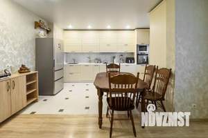 3-к квартира, вторичка, 96м2, 8/19 этаж