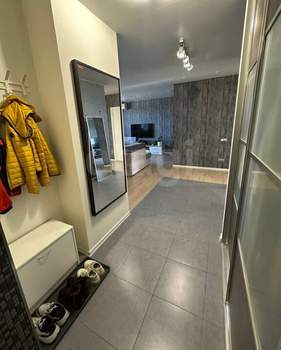 2-к квартира, вторичка, 65м2, 9/9 этаж