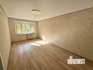 2-к квартира, вторичка, 42м2, 1/5 этаж