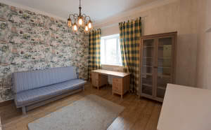 2-к квартира, вторичка, 71м2, 2/4 этаж