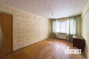 2-к квартира, вторичка, 45м2, 1/5 этаж