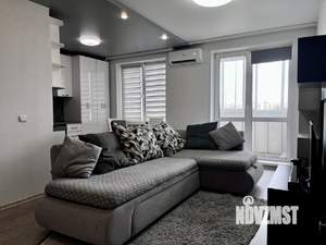 2-к квартира, вторичка, 44м2, 1/4 этаж